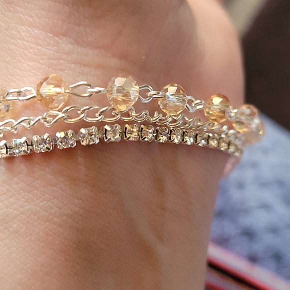 NEW CHLOE ACCESSORY ANKLE BRACELET - Picture 5 of 6